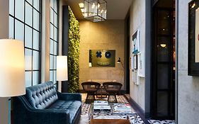 Sixty Soho Hotel New York Exterior photo